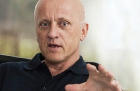 MUDr. Jan Hnízdil: "Nemoc je informace, že člověk dělá v životě nějakou chybu."